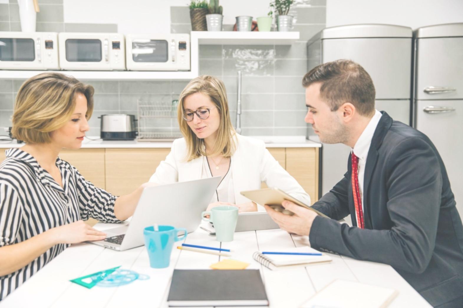 Professionelle Finanzanalyse und Strategieentwicklung